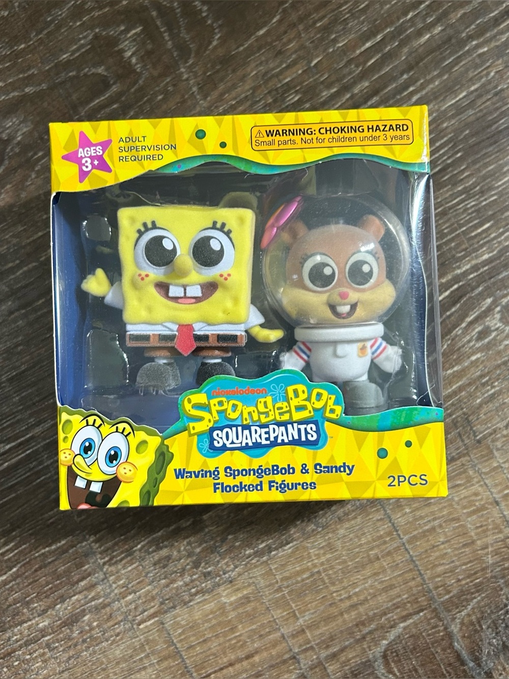 SpongeBob SquarePants Flocked Figures Set 01 Waving SpongeBob & Sandy New in Box